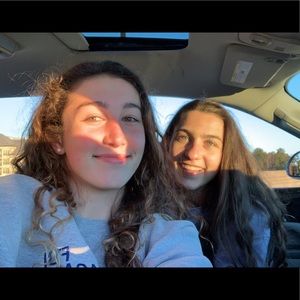 Meet your Posher, Eva